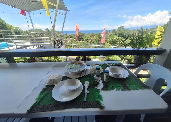 Island Samal Overlooking View House With Swimming Pools