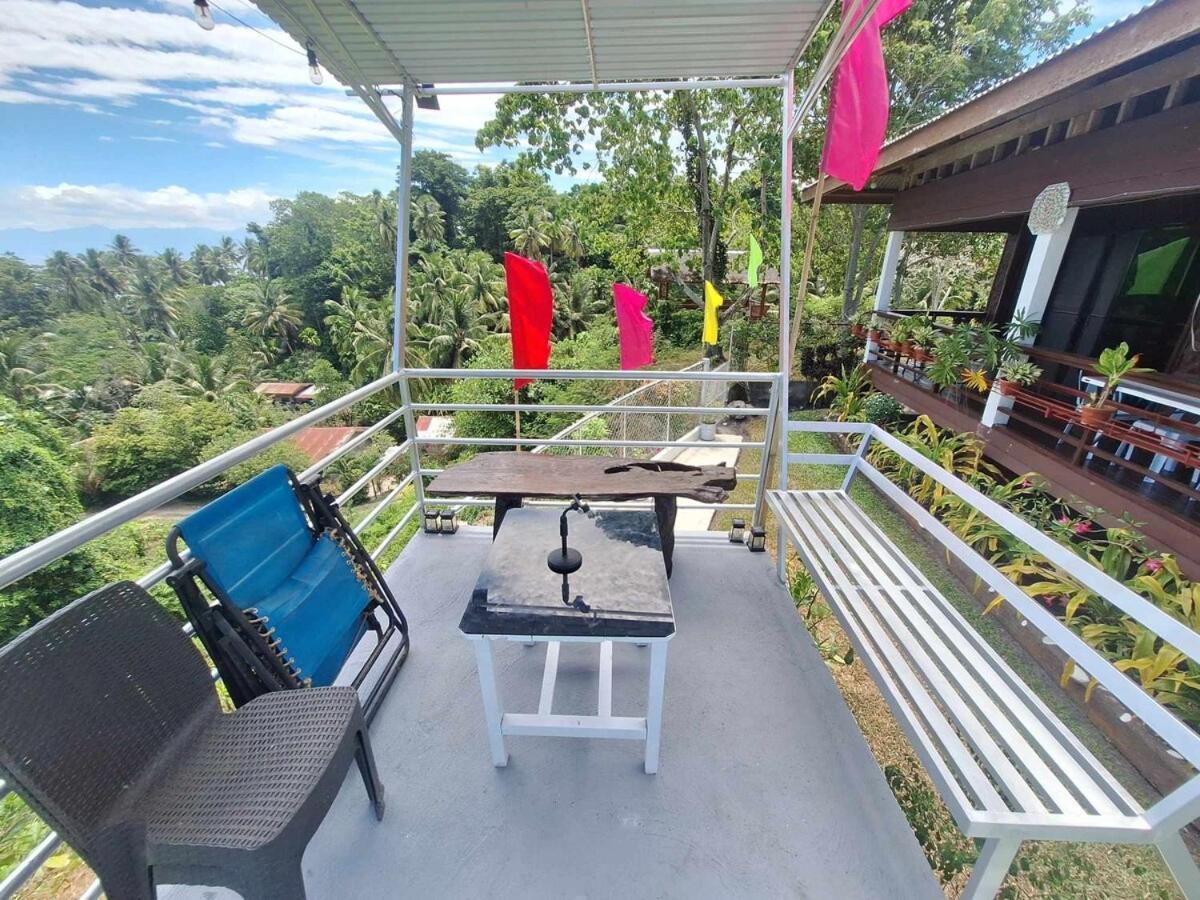 Island Samal Overlooking View House With Swimming Pools * San Antonio (Samal)