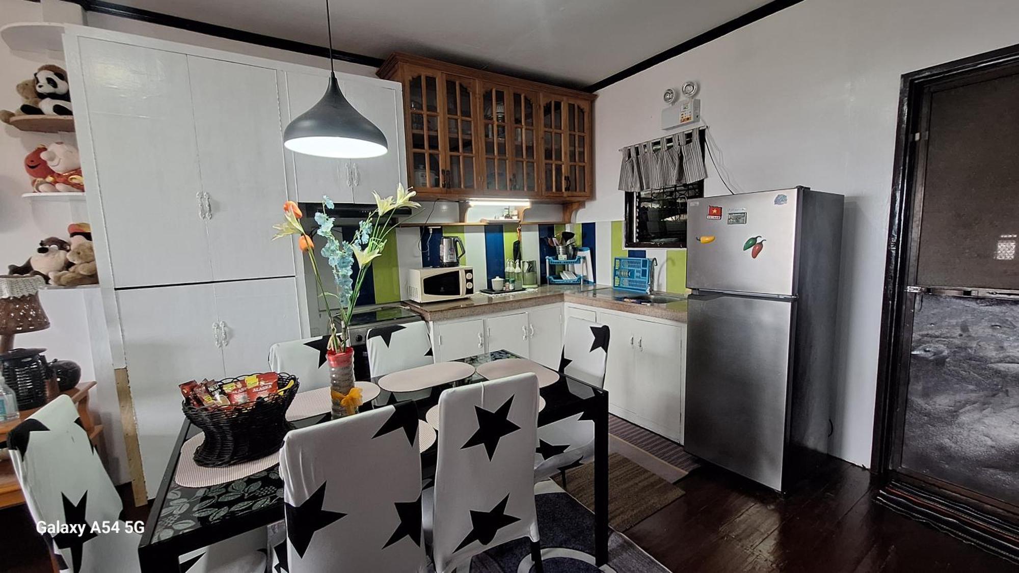 Island Samal Overlooking View House With Swimming Pools *