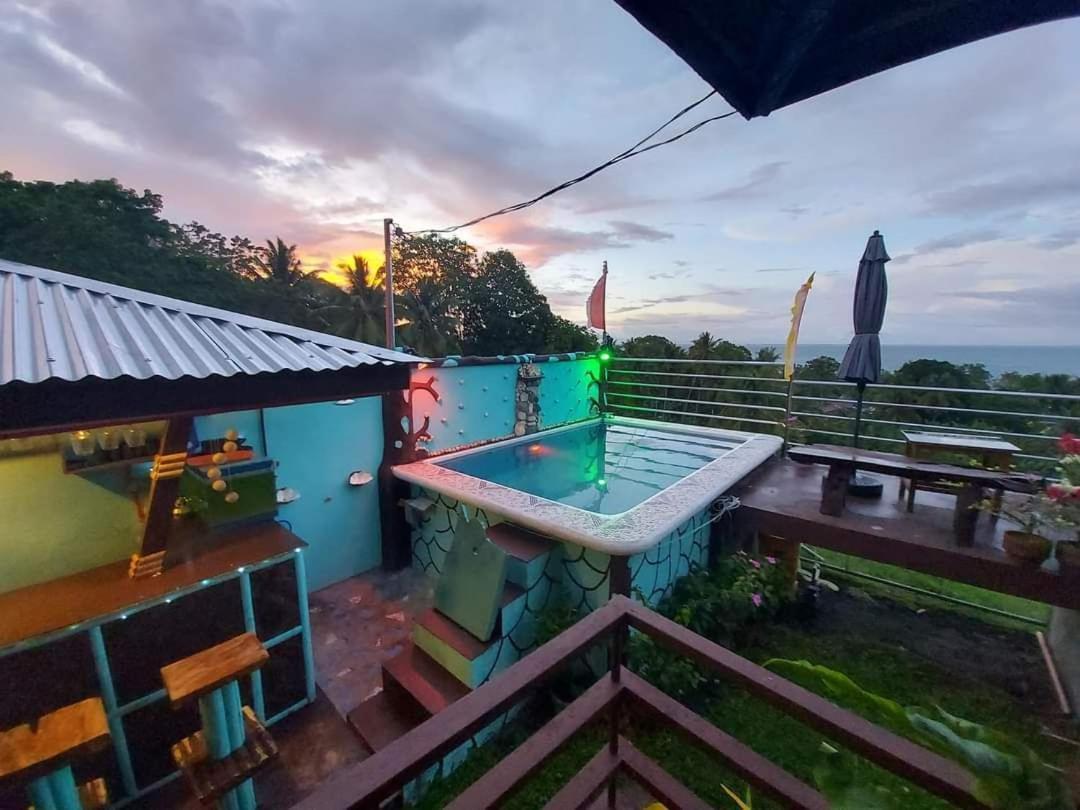 Island Samal Overlooking View House With Swimming Pools Holiday home *